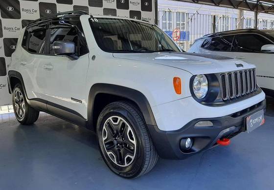 JEEP RENEGADE 2.0 16V TURBO DIESEL TRAILHAWK 4P 4X4 AUTOMÁTICO JEEP RENEGADE 2.0 16V TURBO DIESEL TRAILHAWK 4P 4X4 AUTOMÁTICO